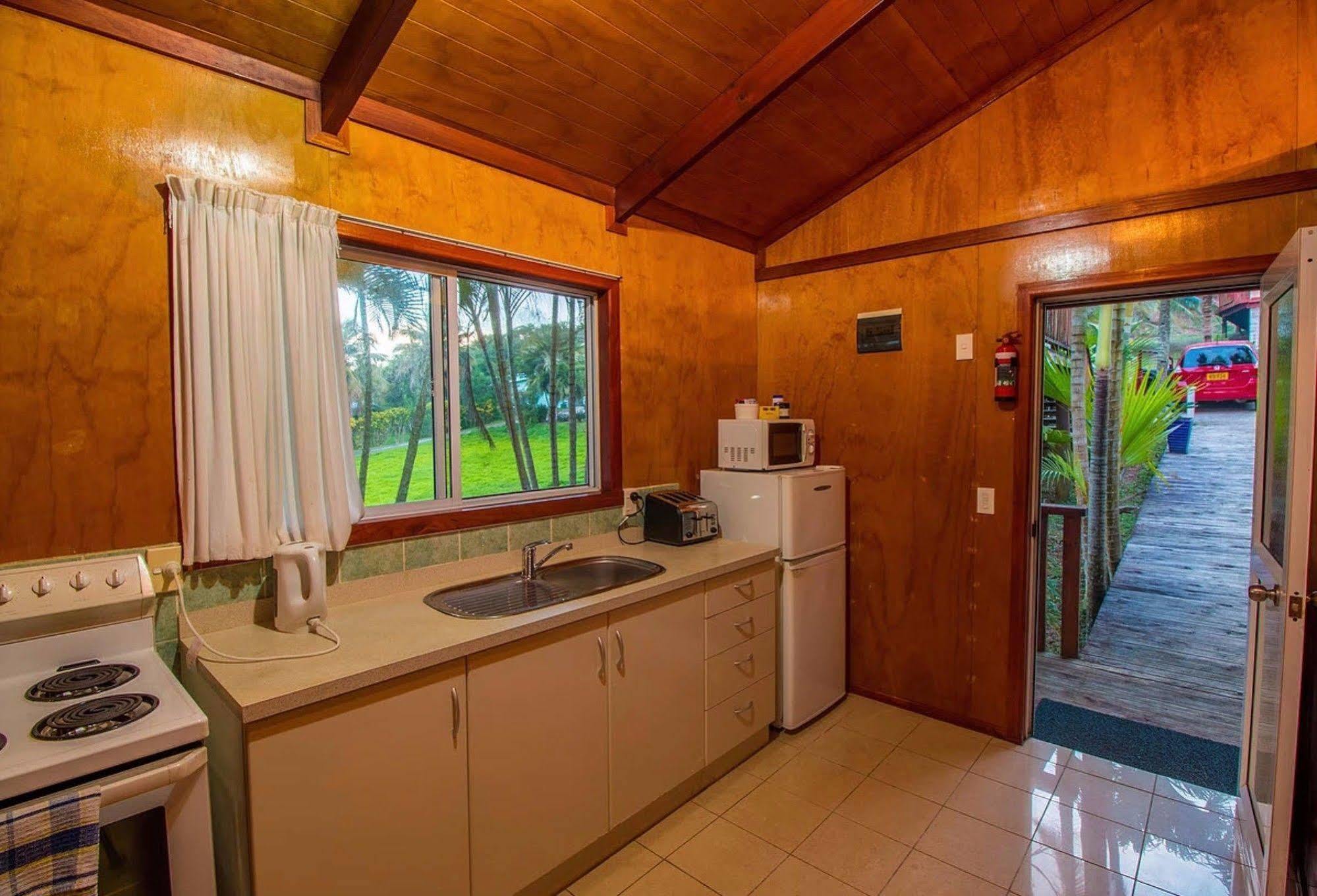 Muri Lagoon View Bungalows - Hillside Bungalow ラロトンガ島 エクステリア 写真