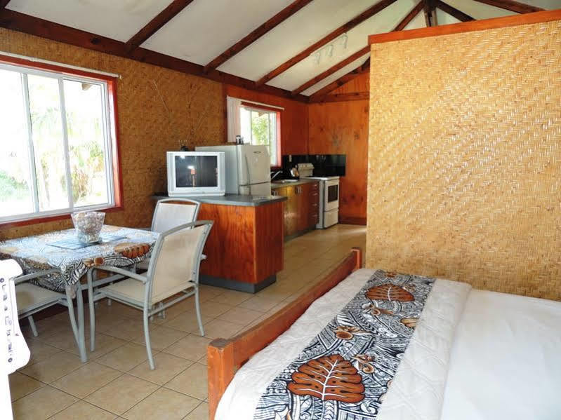 Muri Lagoon View Bungalows - Hillside Bungalow ラロトンガ島 エクステリア 写真